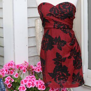 CO Red Black Floral Sweetheart Strapless Ruched Elastic Back Straps Dress Sz 6